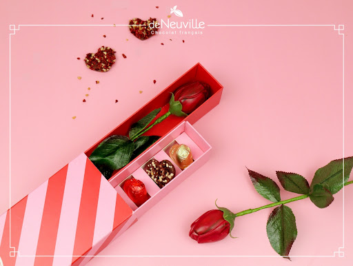 SAINT VALENTIN ECRIN COEURS ET ROSE