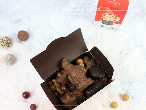 Coffret de Chocolats - Boîte de 40 Carrés de Chocolat Pour Lui Dire Je  t'Aime - Chocolats au Lait et Noir à Offrir - 100% Pur Beurre de Cacao -  Fabriqué en